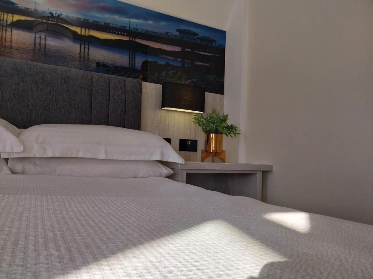 The Rosedene Hotel ลันดิดโน ภายนอก รูปภาพ