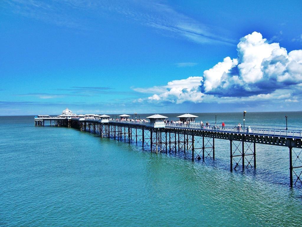 The Rosedene Hotel ลันดิดโน ภายนอก รูปภาพ