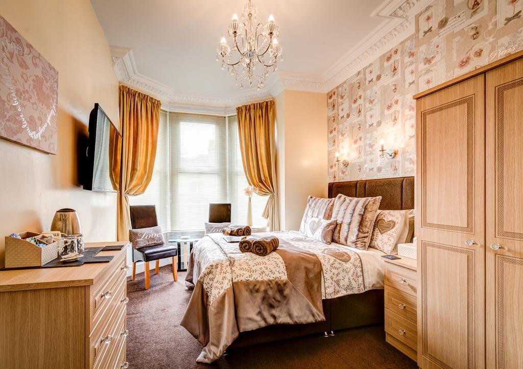 The Rosedene Hotel ลันดิดโน ภายนอก รูปภาพ